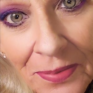 Meet your Posher, Kellene